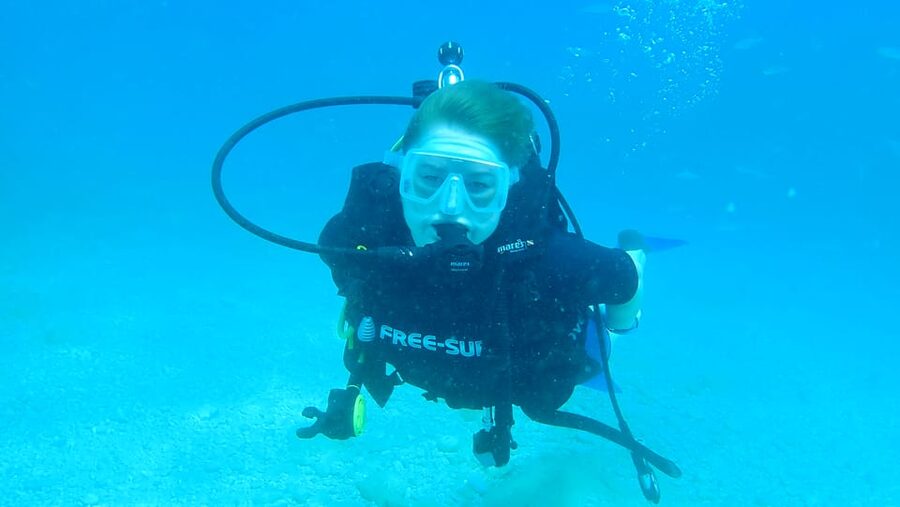 From Side: Guided Scuba Diving in Alanya w/ Lunch & Transfer - From Side to Alanya Harbour: the day plan in plain terms