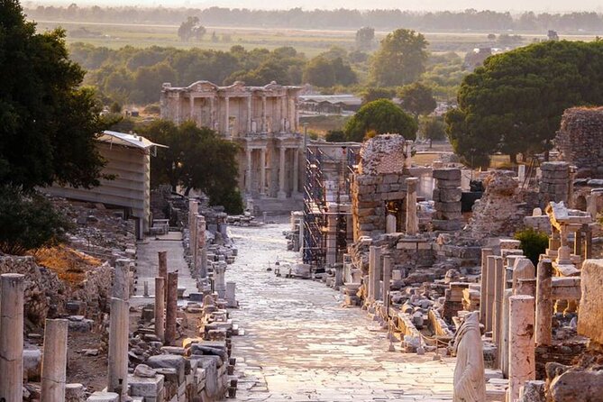 Full-Day Guided Ephesus Tour From Marmaris with Transfers and Lunch - Selcuk lunch stop: an open buffet that keeps the day from breaking