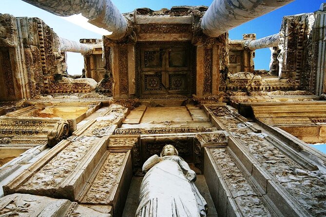 Full-Day Guided Ephesus Tour From Marmaris with Transfers and Lunch - Meryemana (House of the Virgin Mary) vs the archaeology museum in Selcuk
