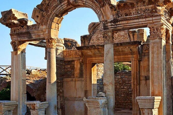 Full-Day Guided Ephesus Tour From Marmaris with Transfers and Lunch - Getting to Selcuk: transfers, timing, and your breakfast on board