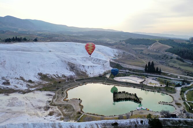 Full-Day Marmaris Pamukkale Tour With Hot Air Balloon Ride - Marmaris to Pamukkale by coach: comfortable, but not roomy