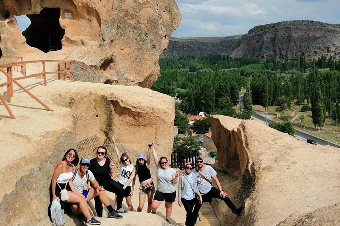 Full-Day Tour in Cappadocia with Ihlara Hiking and Underground City - Kaymakli underground city: the one-hour wow