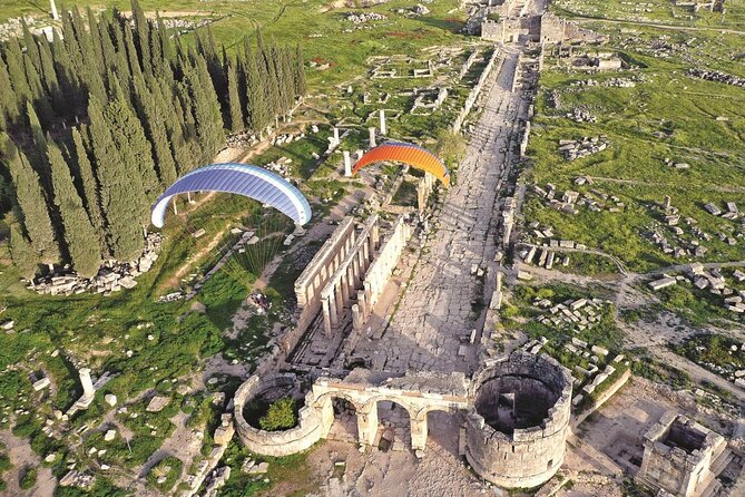 Full-Day Tour of Pamukkale from Antalya with Lunch - Pamukkale thermal terraces: what it’s like to actually wade