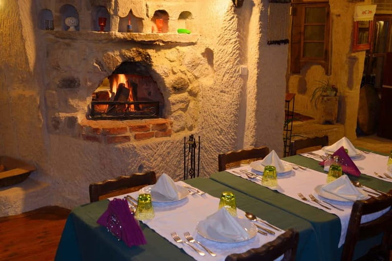 Göreme: Turkish Night at Cave Restaurant Dinner & Drinks - Dinner and Drinks: What “Unlimited” Means in Real Life