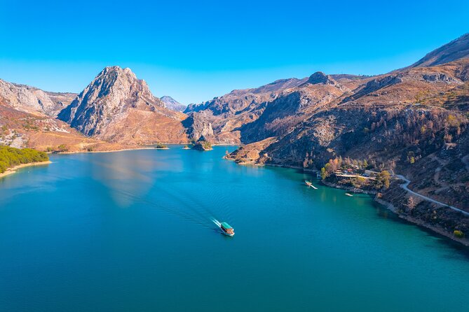 Green Canyon Boat Trip with Lunch and Unlimited Drinks - Who this trip suits best, and who might want a different style