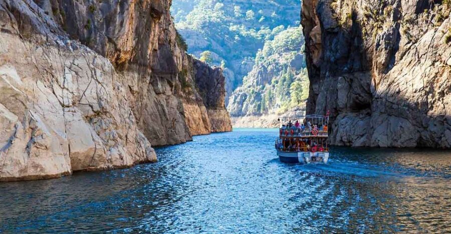 Green Canyon: Boot Tour with Lunch, Soft Drinks, & Transfer - The Manavgat segment: photo stops, guided time, and getting set up