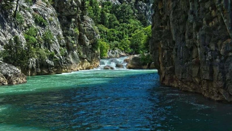 Green Canyon Cruise from Alanya & Side – Explore Nature - Lunch at the Lakeside Restaurant: Where the Day Pauses