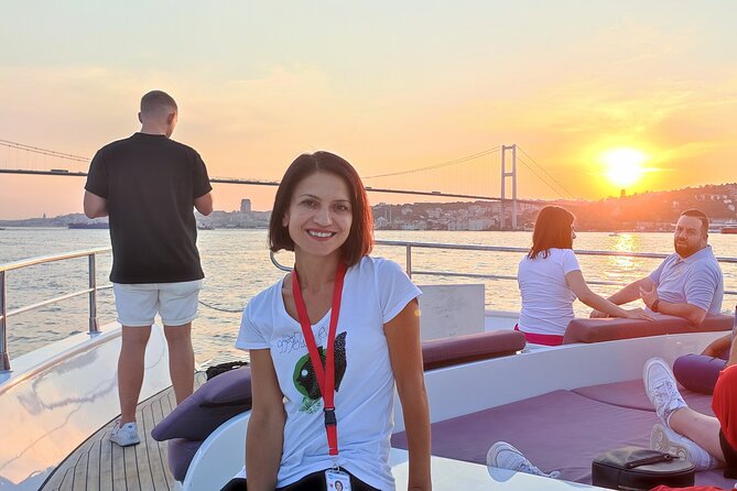 Guided Bosphorus Sunset Cruise on Luxurious Yacht - Small Group Cruise - Kucuksu Summer Palace: Garden of Lamps and Murat IV