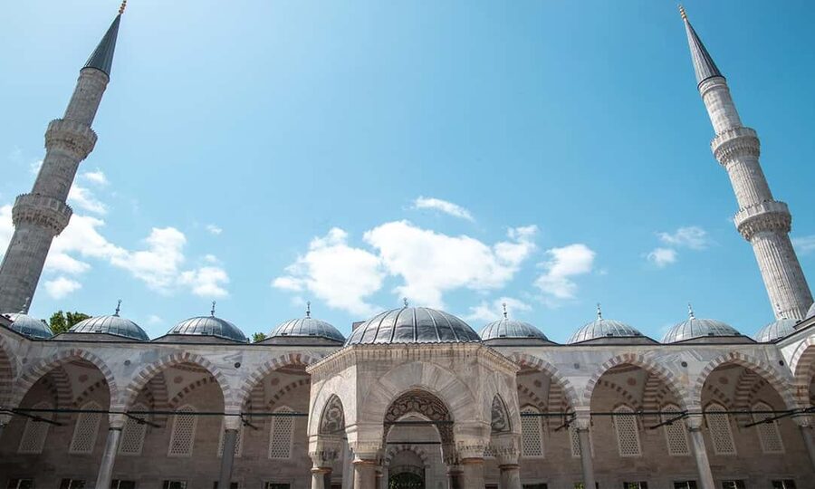 Hagia Sophia & Blue Mosque + Optional Basilica Cistern - Should you book this Hagia Sophia and Blue Mosque tour?