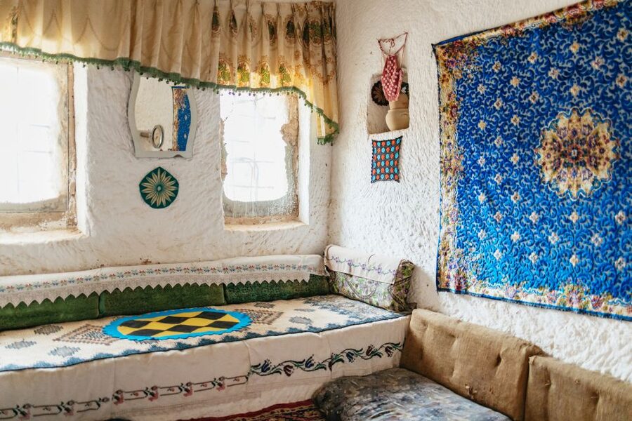 Istanbul: 2-Day Cappadocia Trip with Flights and Cave Hotel - Ortahisar’s rock castle, then back to Kayseri and Istanbul