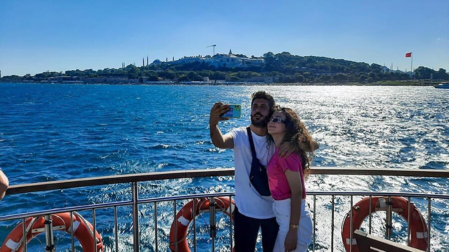 Istanbul: Asian Side Walking Tour with Ferry Ride - How your guide turns a short walk into real plans