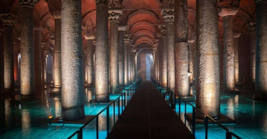 Istanbul: Basilica Cistern Skip-the-line Entry & Guided Tour - Getting there: Busforus Sultanahmet and the white E-pass flag