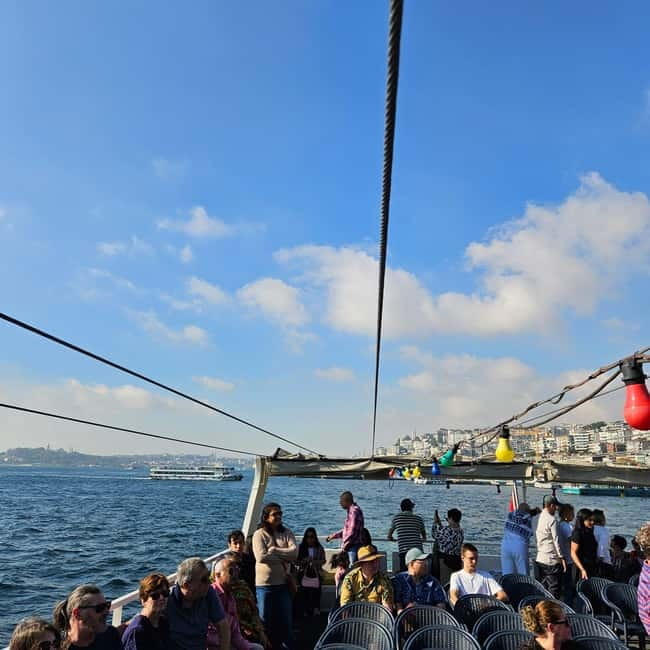 Istanbul Bosphorus: 3-Hour Day Cruise's with Asian Side Stop - Why This Bosphorus Cruise Feels Like Istanbul, Not Just Sights