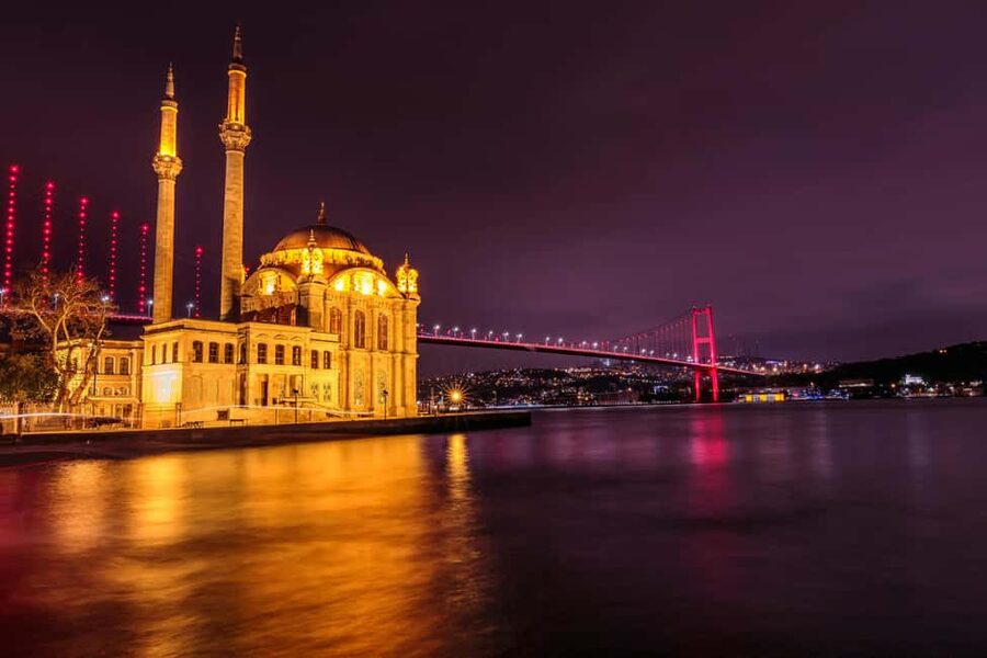 Istanbul: Bosphorus Cruise By Night - Galata Tower to Dolmabahçe: European shore glow you cannot fake