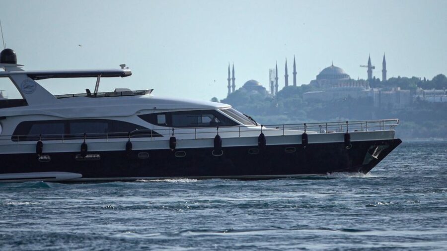 Istanbul: Bosphorus Cruise with Stopover on the Asian Side - Best Timing and What to Pack for Wind Off the Water