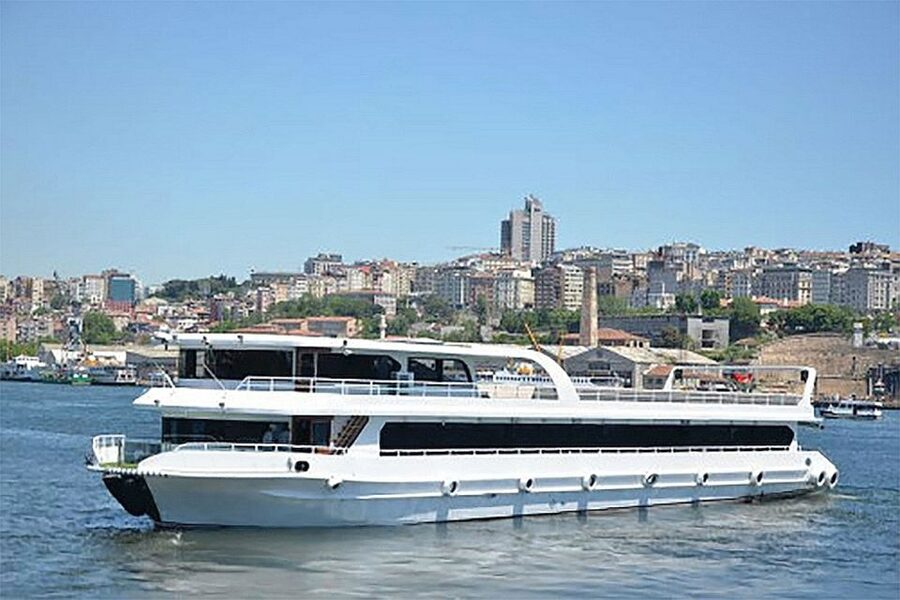 Istanbul Bosphorus Dinner Cruise &Entertainment hotel pickup - Boarding the private yacht, where the evening really starts