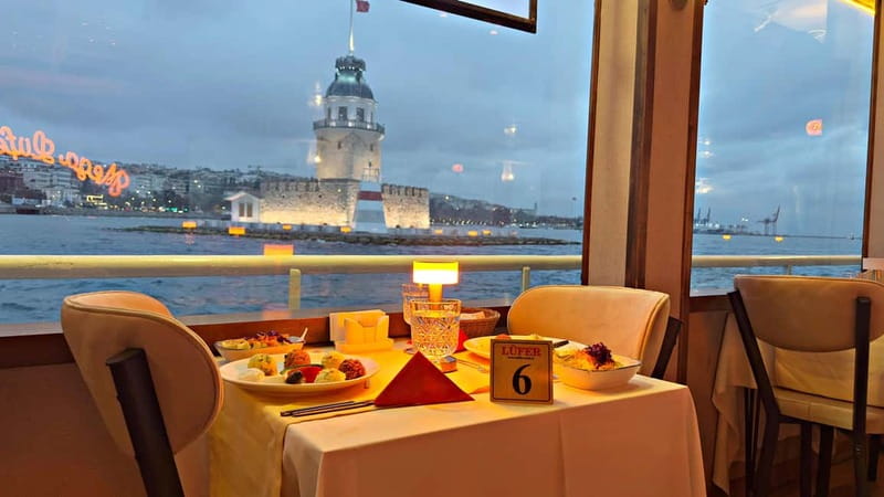 Istanbul: Bosphorus Dinner Cruise & Show with Private Table - A 3-hour Bosphorus dinner plan that fits Istanbul evenings