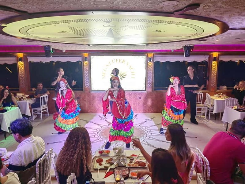 Istanbul: Bosphorus Dinner Cruise & Show with Private Table - Practical tips for a smooth Bosphorus night