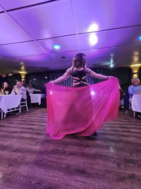 Istanbul: Bosphorus Dinner Cruise with Live Entertainment - A quick reality check before you book