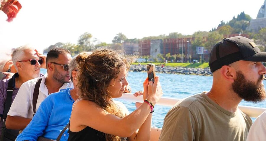 Istanbul: Bosphorus & Golden Horn Cruise Daytime or Sunset - Who Should Book This Cruise, and Who Might Want to Skip It