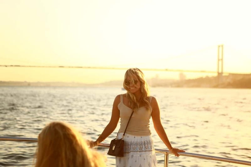 Istanbul: Bosphorus Private Guided Yacht Cruise with Snacks - Meeting Point at Kuruçeşme Parkı, Yacht RIVER