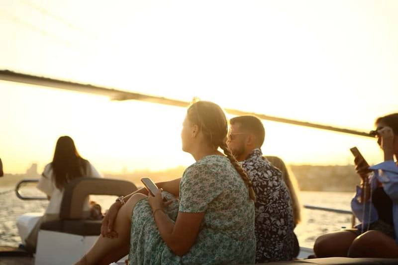 Istanbul: Bosphorus Private Guided Yacht Cruise with Snacks - Guides Make This Cruise Feel Like Istanbul, Not Just Views