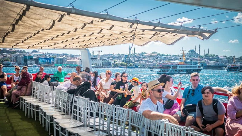 Istanbul: Bosphorus Sightseeing Cruise Tour with Audio Guide - Ortaköy Mosque and the mid-cruise icons you will want on camera