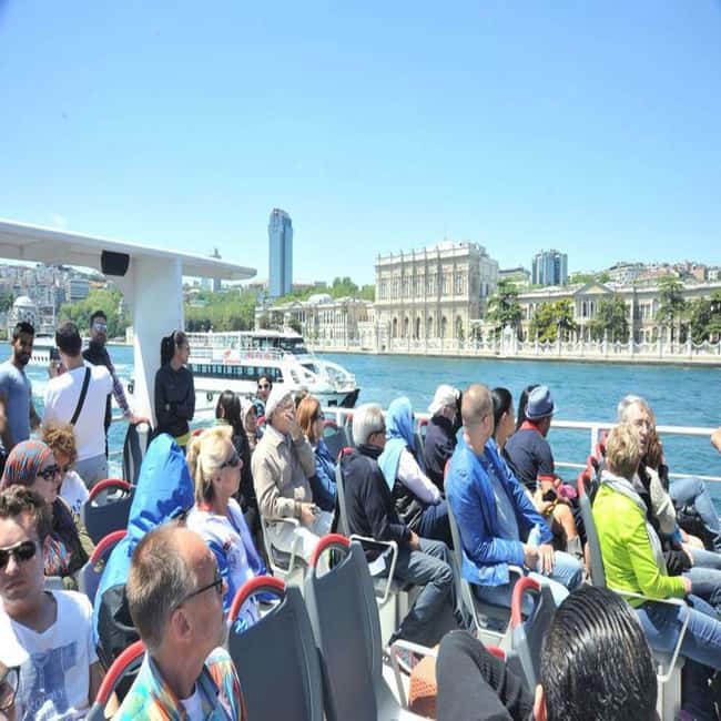 Istanbul Bosphorus Sunset Cruise Guided Tour - Timing and light: what makes sunset work better than daytime
