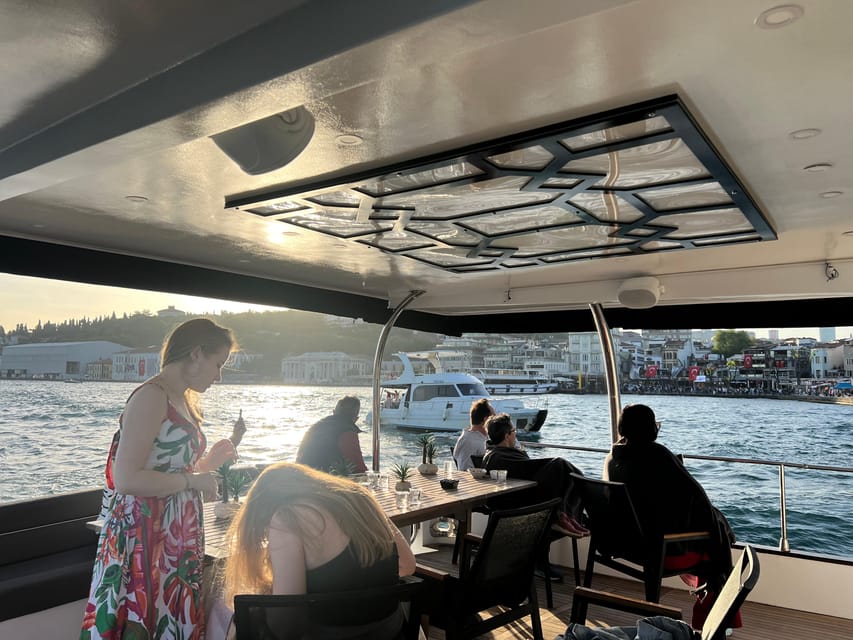 Istanbul: Bosphorus Sunset Cruise on a Luxury Yacht - Bebek and Rumeli Fortress, when the city feels cinematic