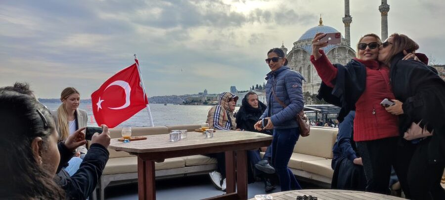 Istanbul: Bosphorus Sunset Cruise on Yacht with Live Guide - Crossing back toward Asia: Rumeli Fortress to Maiden’s Tower sunset photos