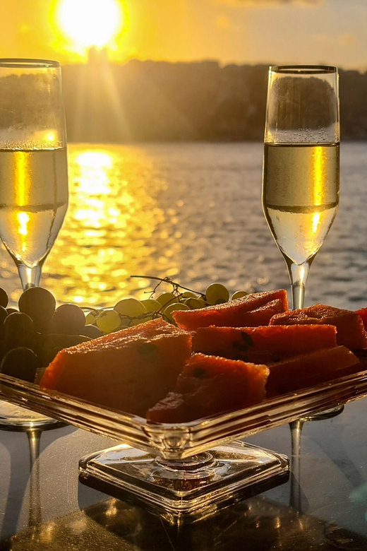 Istanbul: Bosphorus Sunset Cruise with Drinks & Snack - Getting to Kabataş Port Without Stress