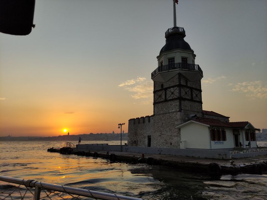 Istanbul: Bosphorus Sunset Cruise with Snacks and Wine - Price and Value: Is $24 Worth It?