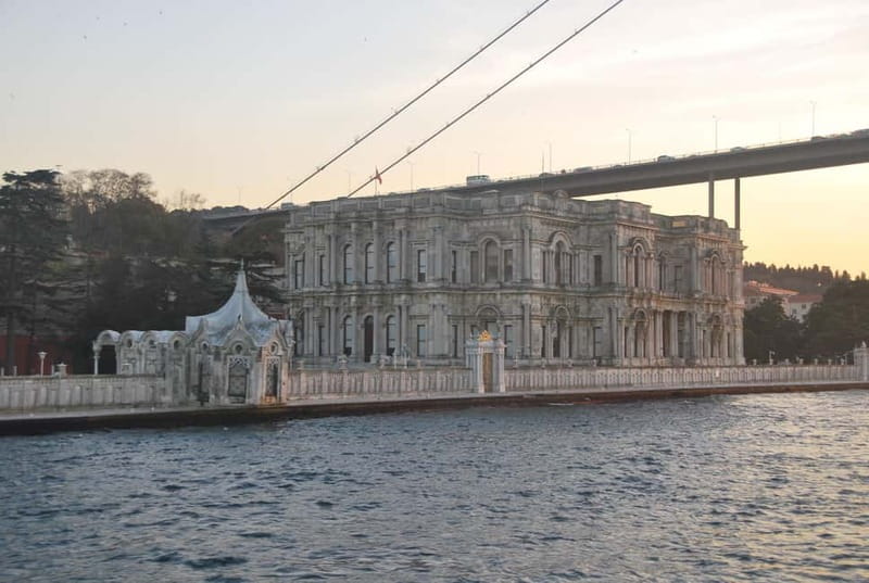 Istanbul: Bosphorus Tour With Whirling Dervish Show - Rumeli Hisarı From the Sea, Fortress as a Time Capsule