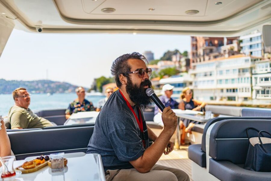 Istanbul: Bosphorus Yacht Cruise with Stopover on Asian Side - Price and Value: Why $47 Can Work as a Smart Istanbul Day