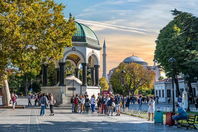 Istanbul: City Highlights Tour w/Hagia Sophia & Blue Mosque - Guide quality: the difference between a good tour and a great one