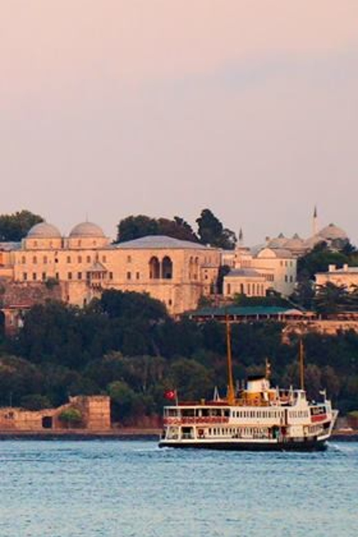 Istanbul City Sightseeing Tour & Turkish Dinner & Show - Lunch in Sultanahmet and how to use your break wisely