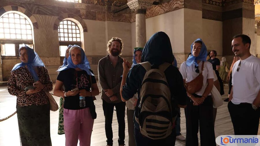 Istanbul City Walk: Blue Mosque, Hagia Sophia & Basilica - Hagia Sophia: domes, mosaics, and the Byzantine-to-Ottoman story