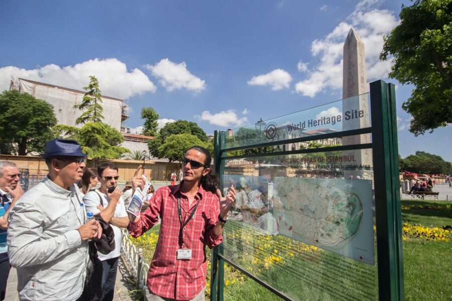 Istanbul Classics Tour - Guide quality, language expectations, and keeping control of your day