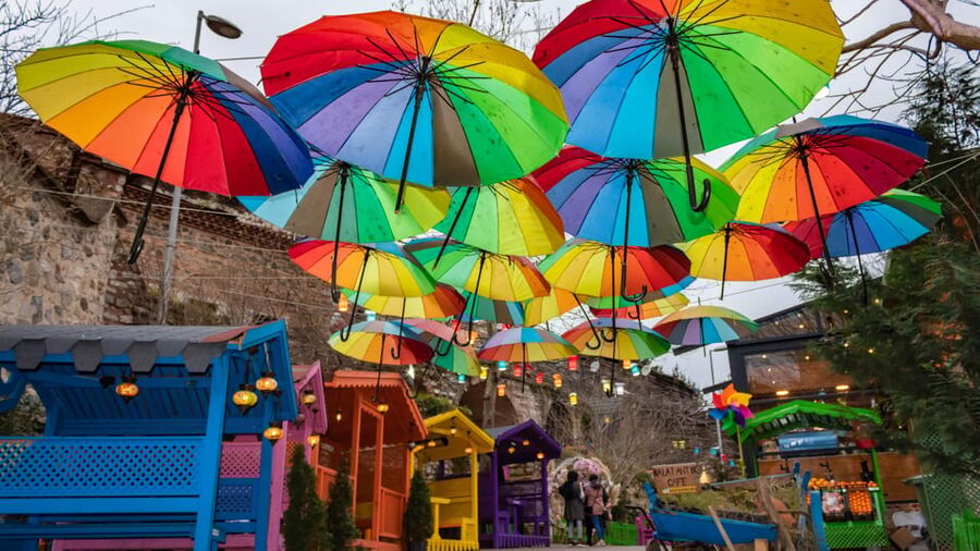 Istanbul: Colorful Fener & Balat Walking Tour w/Expert Guide - Fener and Balat, where Istanbul feels like a living map