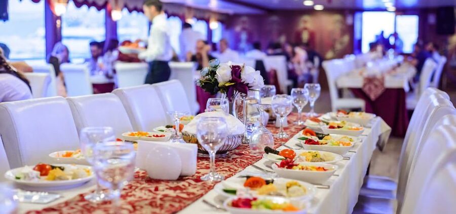Istanbul: Dinner Cruise on the Bosphorus - Drinks on board: unlimited soft drinks and optional alcohol