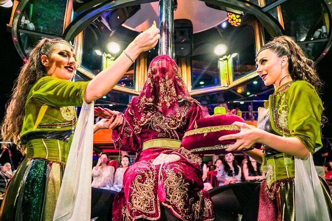 ISTANBUL: Dinner Cruise On The Bosphorus with Turkish night show - The Bosphorus Photo Circuit: Dolmabahçe Palace to Ortaköy Mosque