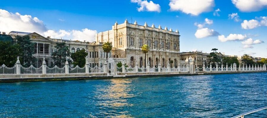 Istanbul: Dolmabahce Palace and Grand Bazaar Tour - How the palace guide makes the Ottoman story click