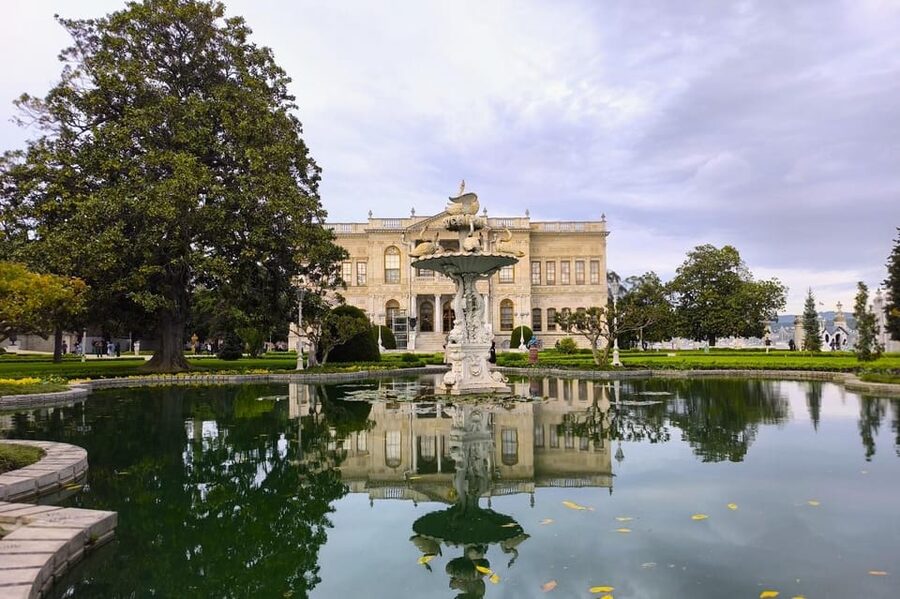 Istanbul: Dolmabahce Palace and Harem Skip-the-Line Ticket - Dolmabahçe Palace at a Glance, and Why This Ticket Works