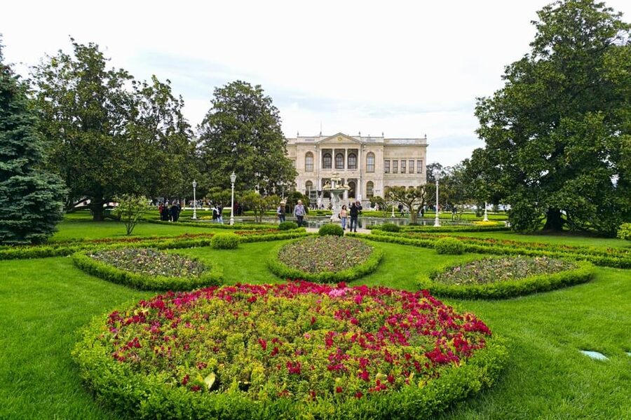 Istanbul: Dolmabahce Palace and Harem Skip-the-Line Ticket - Price and Value: Is $62 Worth It for You?