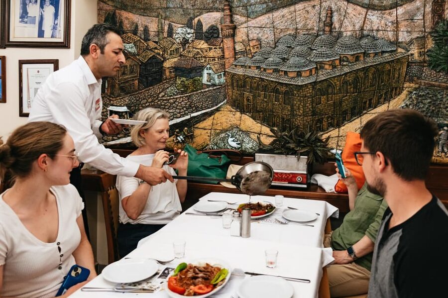 Istanbul: European and Asian Side Guided Foodie Walking Tour - What to do on the day so you don’t feel stuffed too early