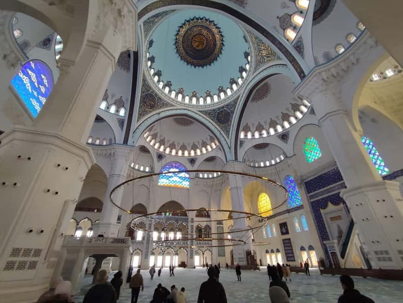 Istanbul: Explore 2 Continents of Bosphorus in One Day Lunch - Lunch on the boat: refuel before Pierre Loti