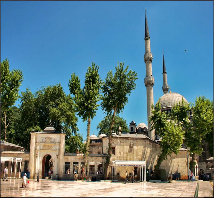 Istanbul: Full-Day 2-Sides City Tour with Lunch & Boat Tour - The 2-Hour Bosphorus Boat Tour: Istanbul From the Waterline