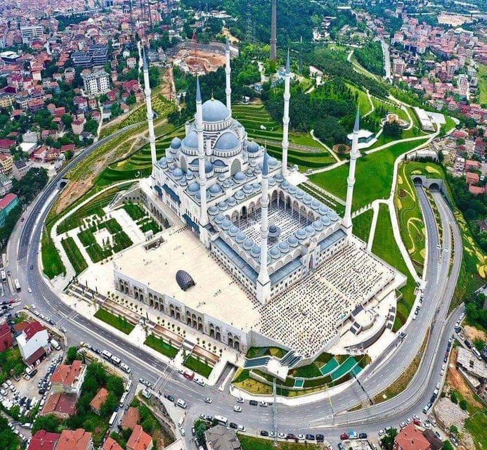 Istanbul: Full-Day 2-Sides City Tour with Lunch & Boat Tour - Transportation, Pacing, and Group Size Reality Check