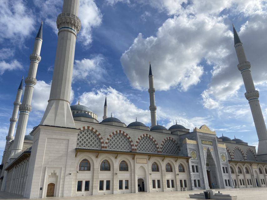 Istanbul: Full-Day Imperial & Asia Small Group Tour - Çamlıca Hill and Grand Camlıca Mosque, plus a modern skyline moment