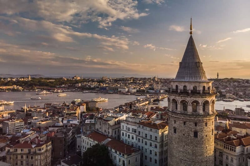 Istanbul: Galata Tower Entry Ticket with Audio Guide - Views over the Golden Horn and Bosphorus: best spots and best timing